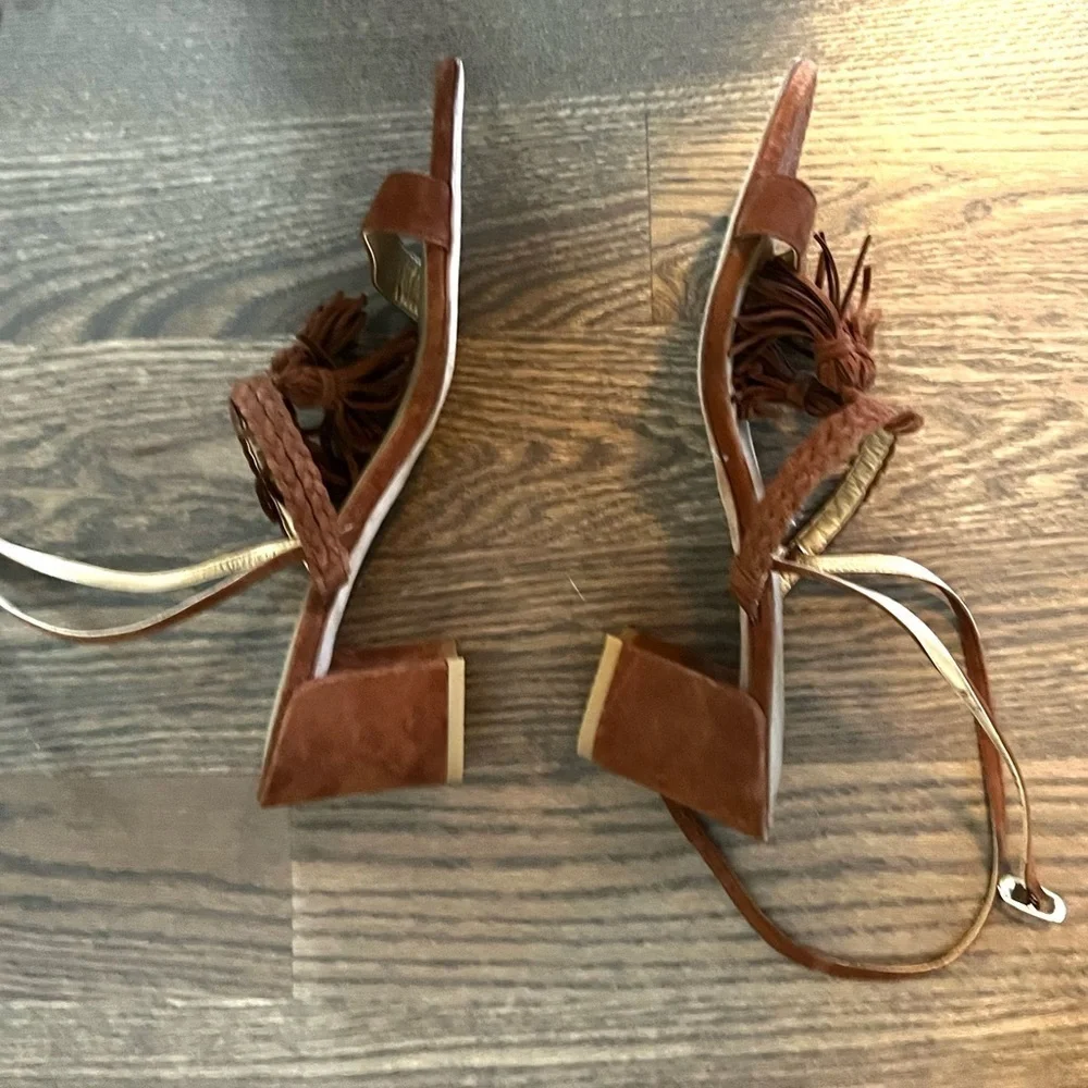 Stuart Weitzman Fringe Heels camel/tan